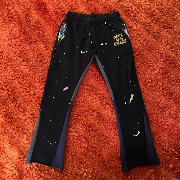 Dept de la Galerie Sweat Pants - Picture 8 of 8